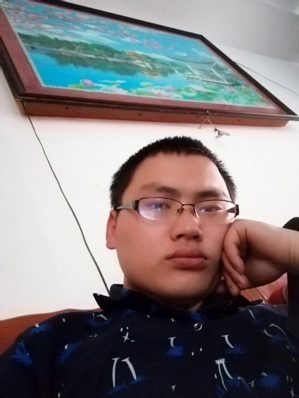90男孩的第一张照片--闽侯相亲服务中心