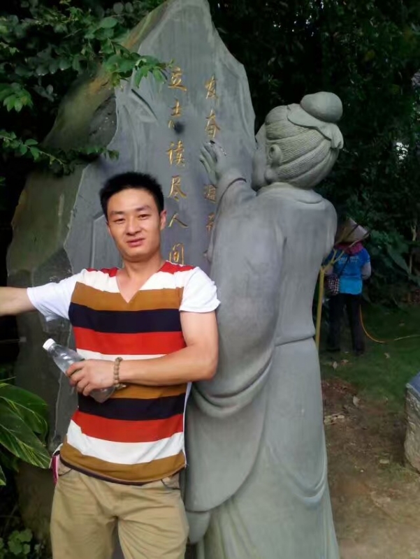 相依相伴的第一张照片--闽侯相亲服务中心