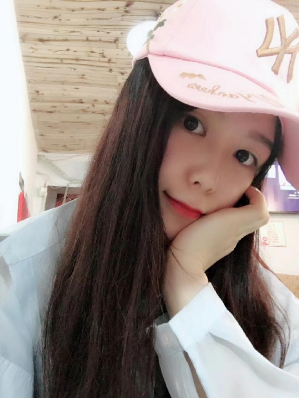 丹丹的第一张照片--闽侯相亲服务中心