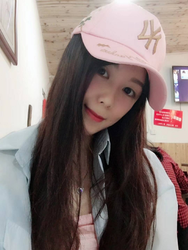 丹丹的第三张照片--闽侯相亲服务中心