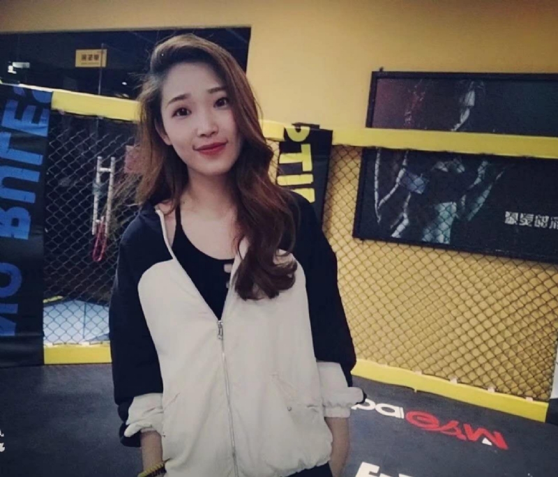 平ling的第三张照片--闽侯相亲服务中心