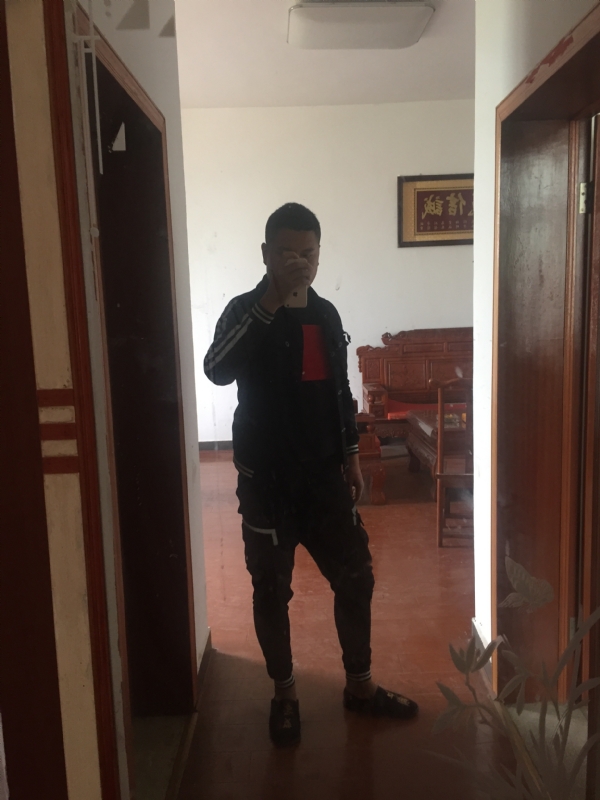 MC无所畏惧的第一张照片--闽侯相亲服务中心