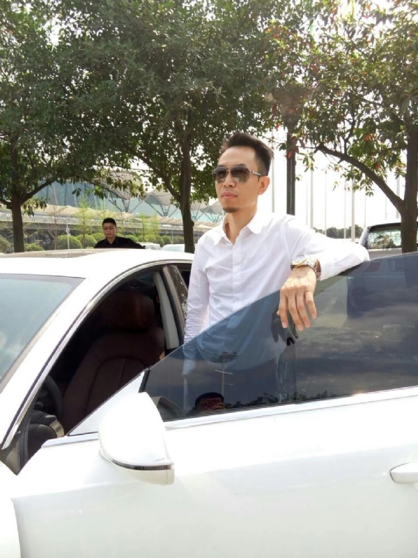杨岳的第一张照片--闽侯相亲服务中心