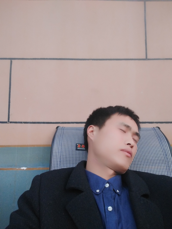 有钱爱情才能长久的第一张照片--闽侯相亲服务中心