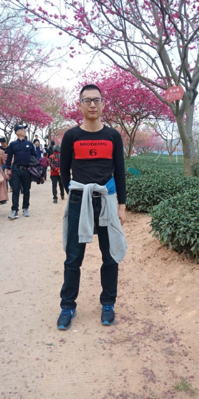 小梁的第一张照片--闽侯相亲服务中心