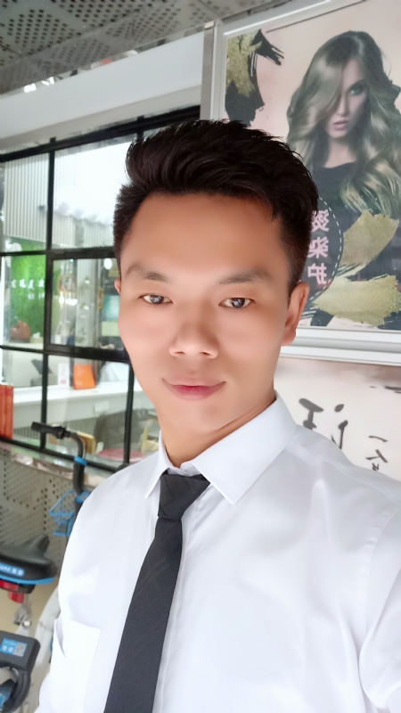 阳光男士的第一张照片--闽侯相亲服务中心
