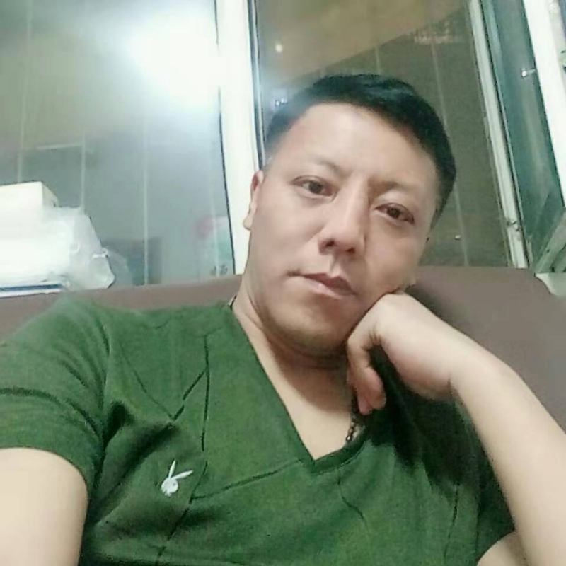 龍行天下的第一张照片--闽侯相亲服务中心