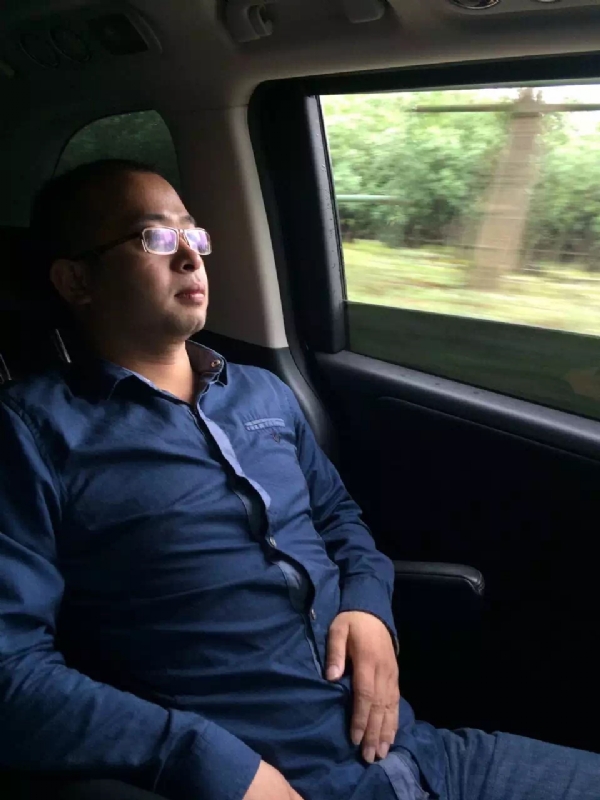 世界那么大的第三张照片--闽侯相亲服务中心