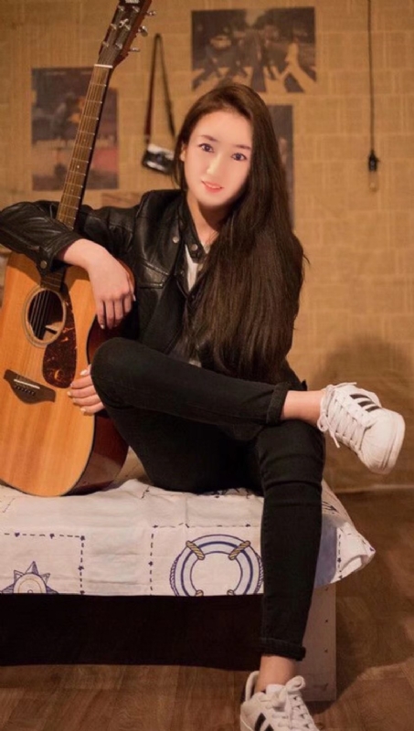 水中月的第一张照片--闽侯相亲服务中心