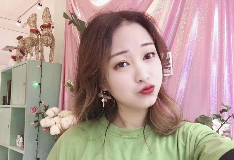 罗兰的第二张照片--闽侯相亲服务中心