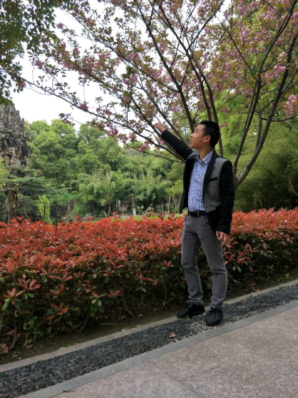 坦诚的第一张照片--闽侯相亲服务中心