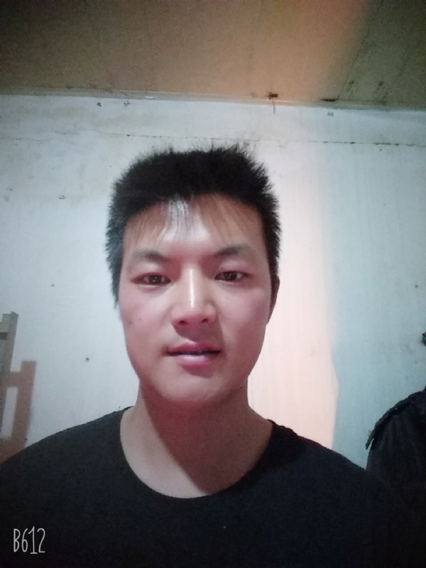 风轻云淡的第一张照片--闽侯相亲服务中心