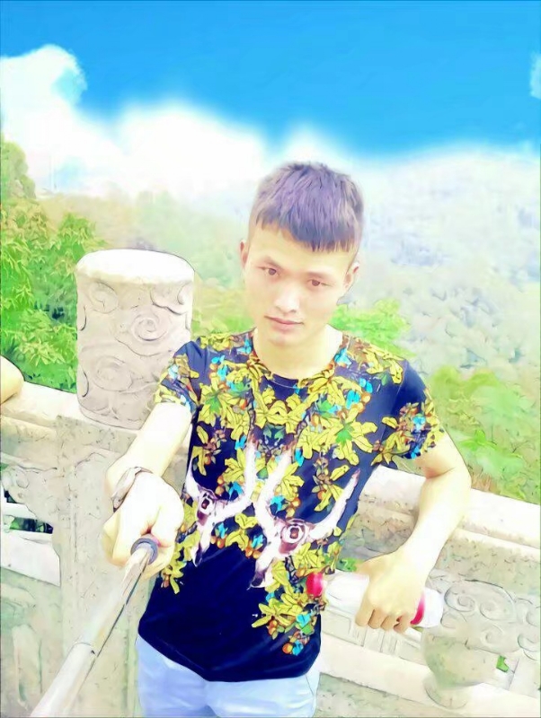 孤独王者元首的第一张照片--闽侯相亲服务中心