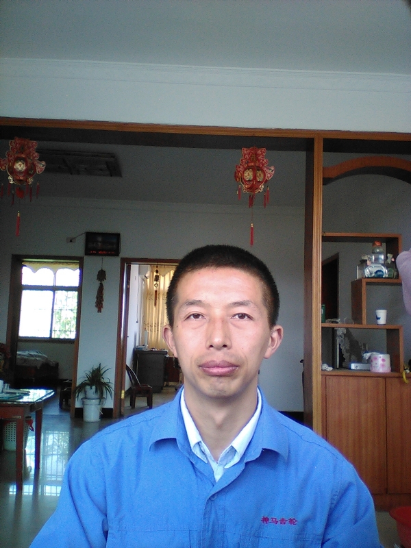红玫瑰的第一张照片--闽侯相亲服务中心