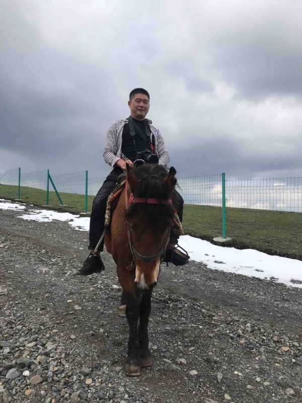 一个人的第一张照片--闽侯相亲服务中心