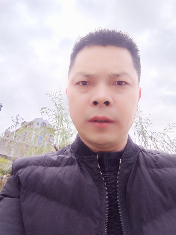 随缘的第一张照片--闽侯相亲服务中心