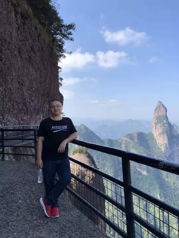 不杵于物的第一张照片--闽侯相亲服务中心