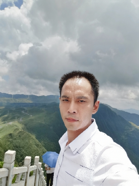 LXZ的第一张照片--闽侯相亲服务中心