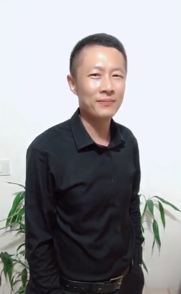 地huhi的第一张照片--闽侯相亲服务中心