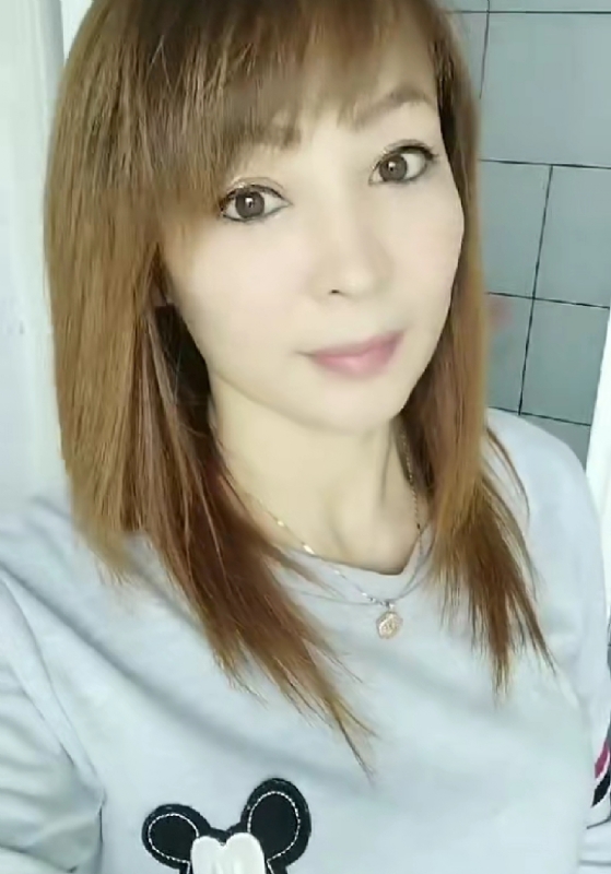 魅力白玲的第一张照片--闽侯相亲服务中心