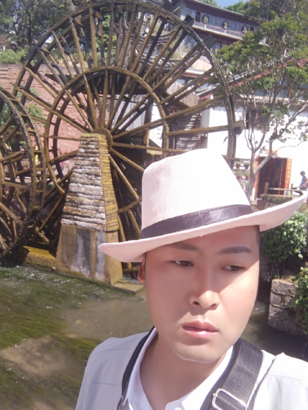 曲靖相亲的第一张照片--闽侯相亲服务中心