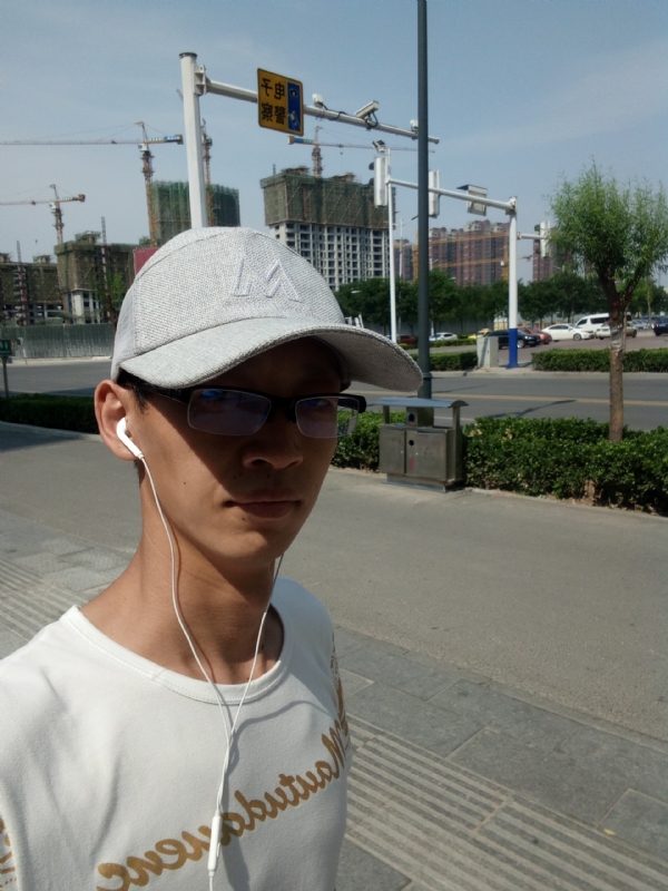 挥一挥手什么都没有的第一张照片--闽侯相亲服务中心
