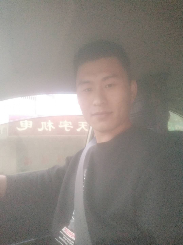 老鼠爱上猫的第一张照片--闽侯相亲服务中心