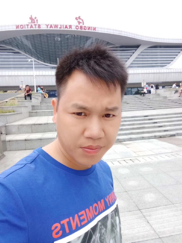 笑对人生的第一张照片--闽侯相亲服务中心