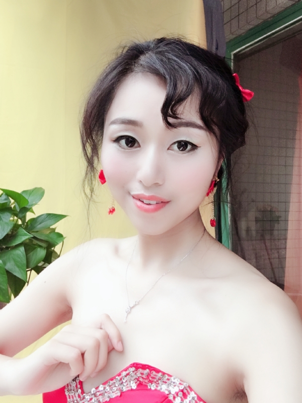 薇薇的第一张照片--闽侯相亲服务中心