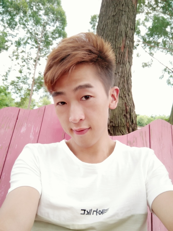 一觉睡到小时候的第一张照片--闽侯相亲服务中心