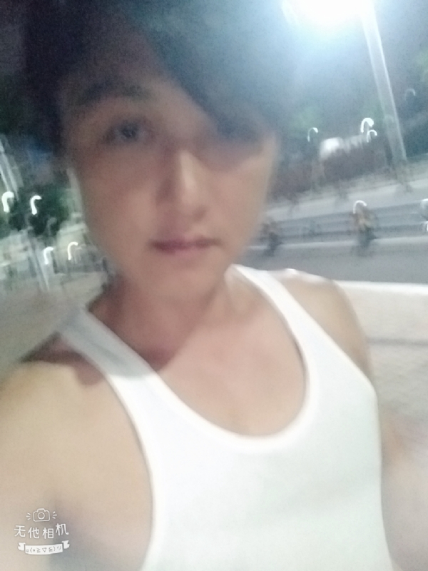 弟弟的第一张照片--闽侯相亲服务中心