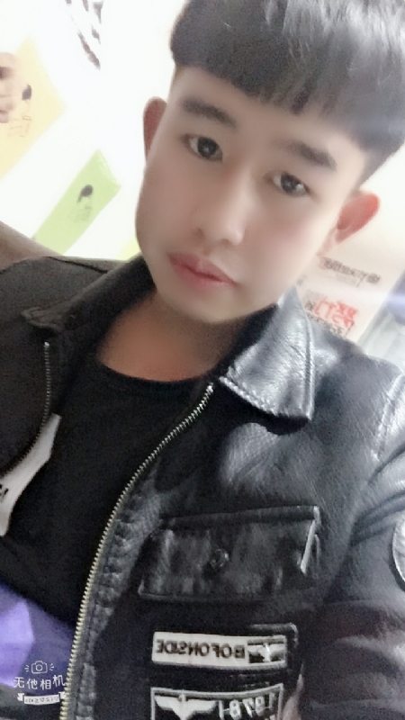 军绿色的第一张照片--闽侯相亲服务中心