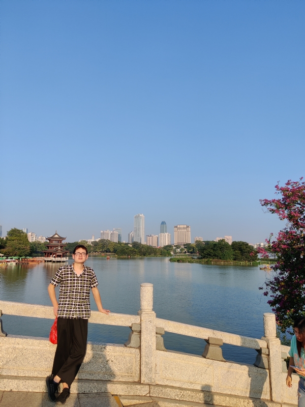 萍水相逢晏的第一张照片--闽侯相亲服务中心