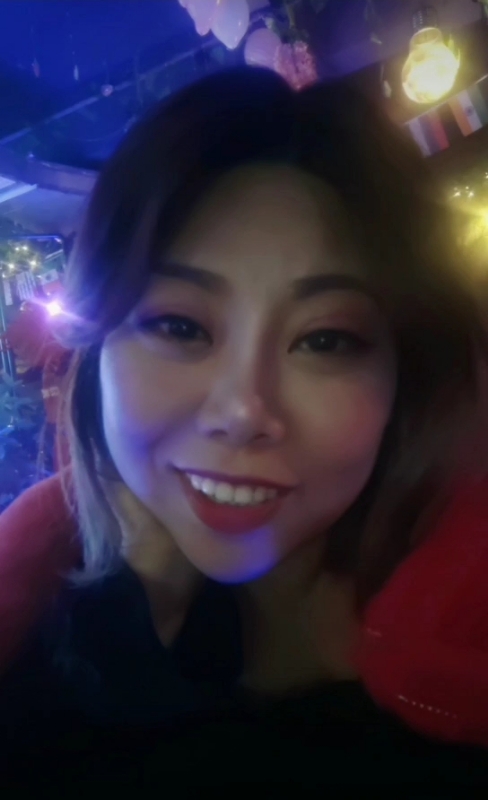 收快递的费仙女的第一张照片--闽侯相亲服务中心