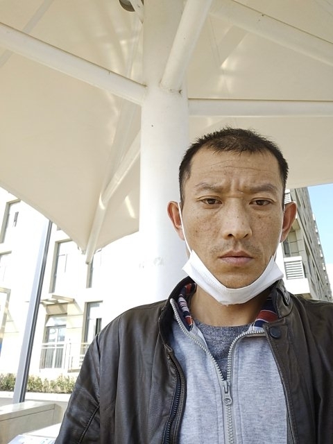 孤狼的第一张照片--闽侯相亲服务中心
