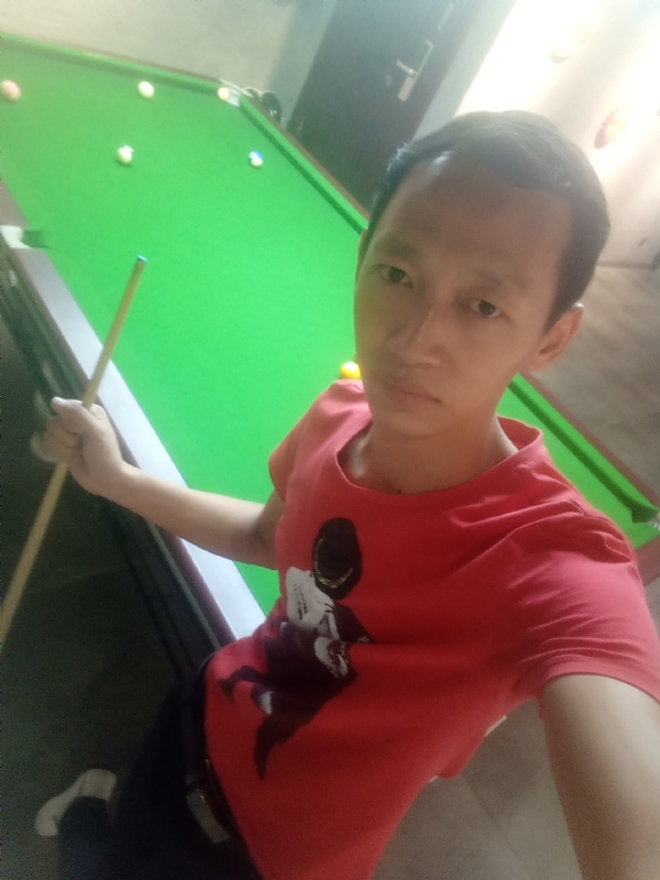 耳机分你一半的第一张照片--闽侯相亲服务中心