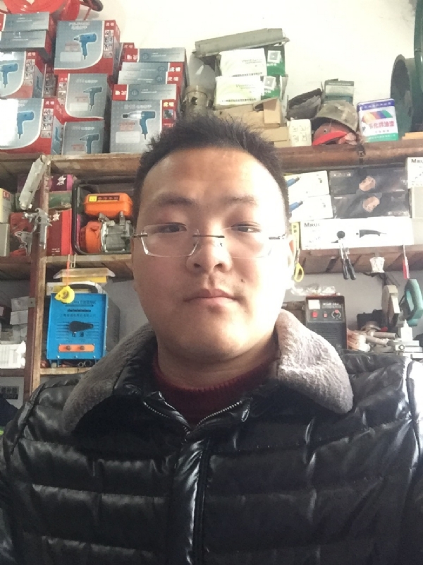 鼎福的第一张照片--闽侯相亲服务中心