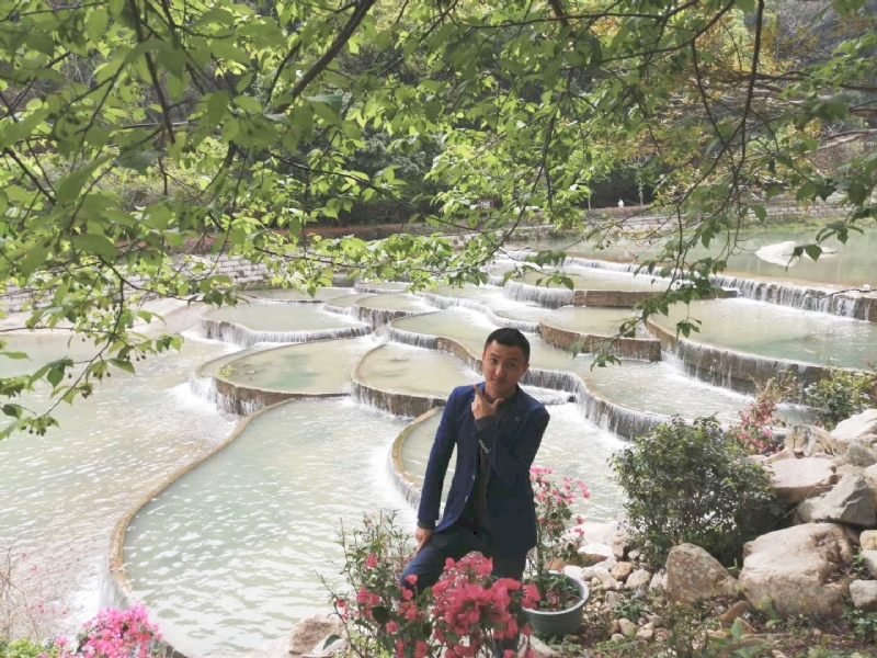 墨染尘封的第一张照片--闽侯相亲服务中心