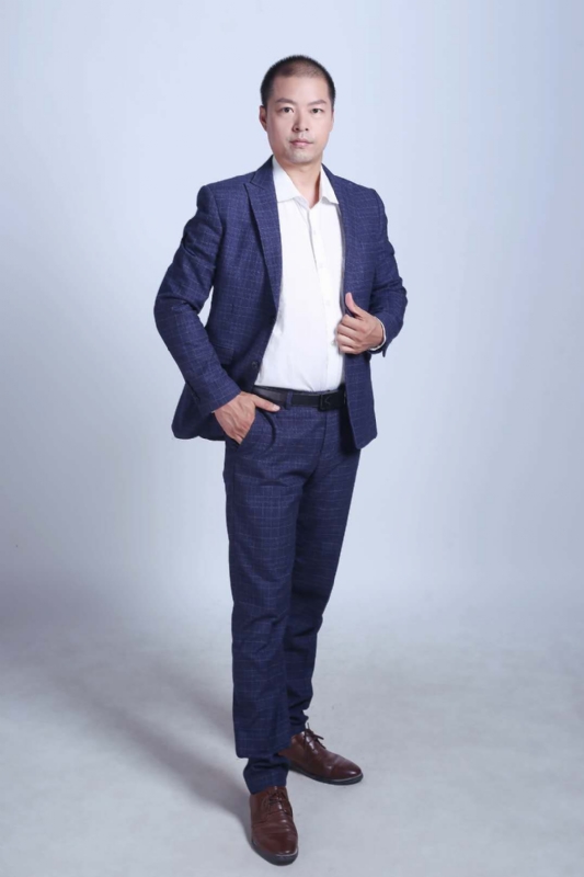 努力的青年的第一张照片--闽侯相亲服务中心