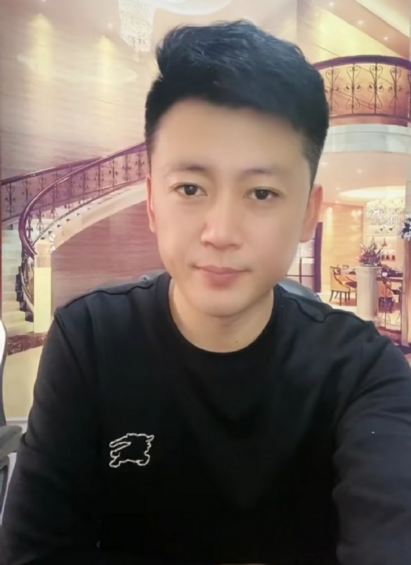 屋顶拾荒人的第三张照片--闽侯相亲服务中心