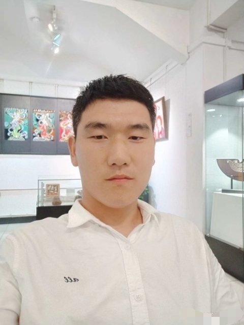 自律人生的第一张照片--闽侯相亲服务中心