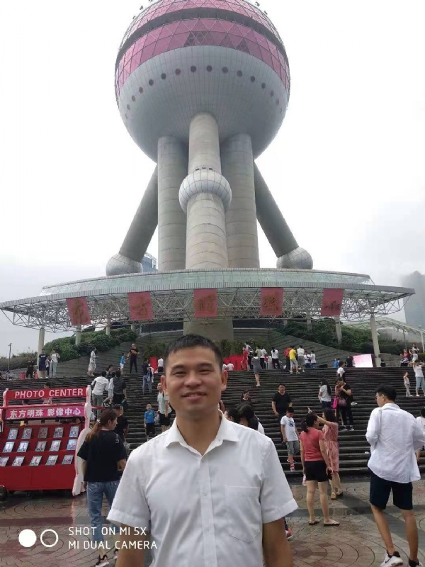 小猫吃老鼠的第一张照片--闽侯相亲服务中心