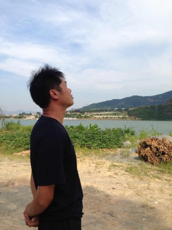 雾里看花的第一张照片--闽侯相亲服务中心