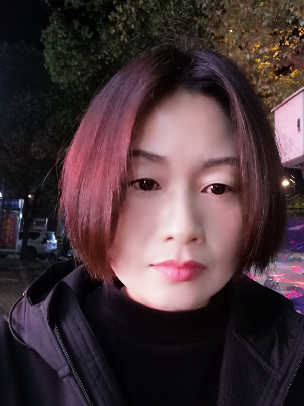 风中百合的第一张照片--闽侯相亲服务中心