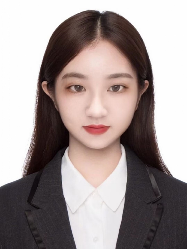 侧耳倾听的第一张照片--闽侯相亲服务中心