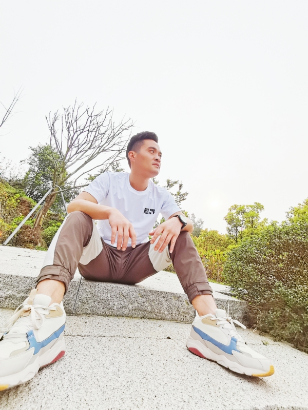 一个人，干净利落的第一张照片--闽侯相亲服务中心