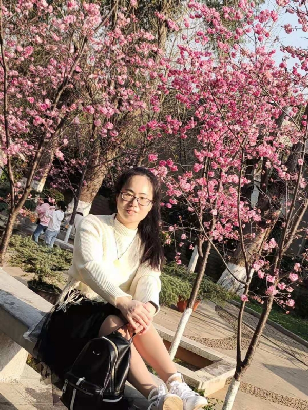 Nancy的第一张照片--闽侯相亲服务中心