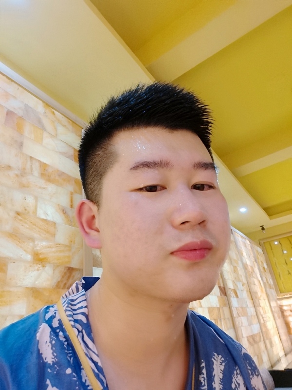 六月与阿十二的第一张照片--闽侯相亲服务中心