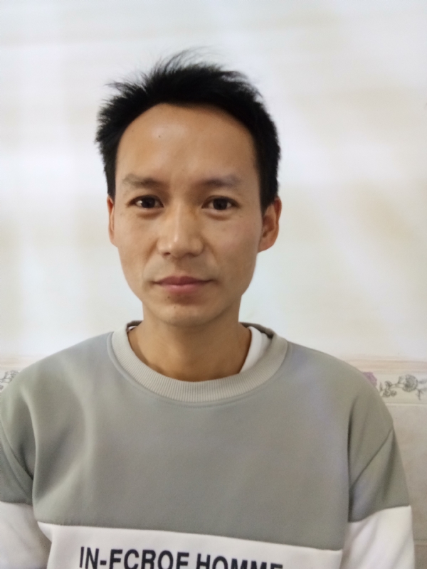 单亲爸爸的第一张照片--闽侯相亲服务中心