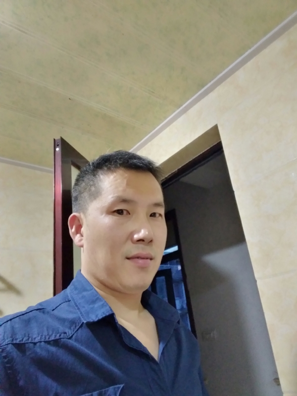 余生搀扶走的第一张照片--闽侯相亲服务中心